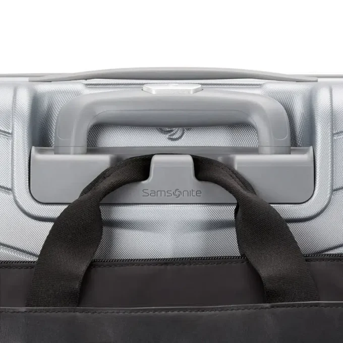 Pivot 3 grande valise à roulettes Pivot 3 grande valise à roulettes
