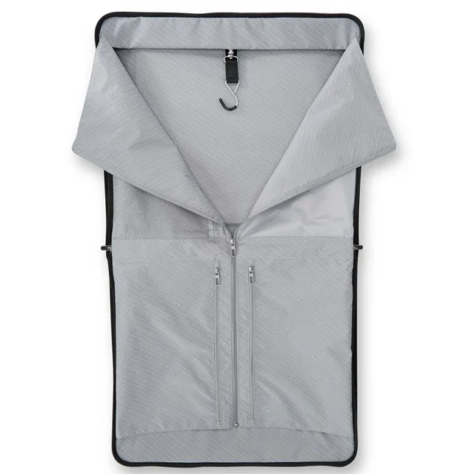 Sac à vêtements Uplift à double volet Sac à vêtements Uplift à double volet