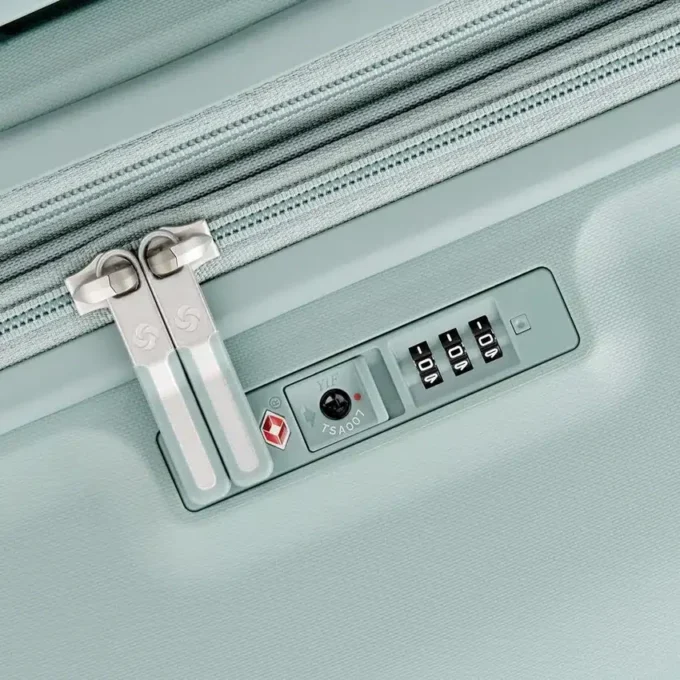 Valise cabine rigide Elevation™ Plus