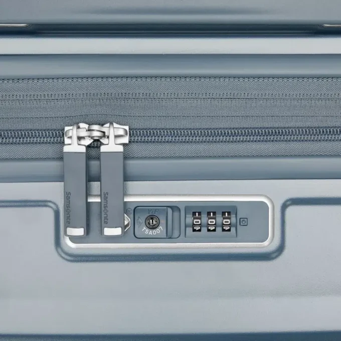 Grande valise à roulettes rigide Silhouette 18 Grande valise à roulettes rigide Silhouette 18