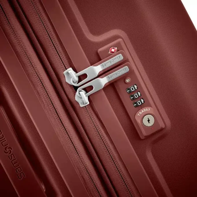 Valise à roulettes Outline Pro Medium Valise à roulettes Outline Pro Medium