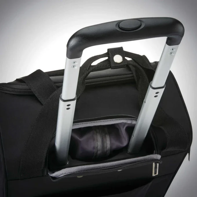Valise spinner sous-siège avec port USB Valise spinner sous-siège avec port USB