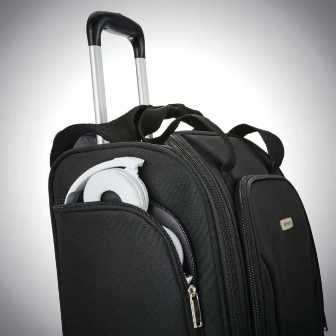 Valise spinner sous-siège avec port USB Valise spinner sous-siège avec port USB